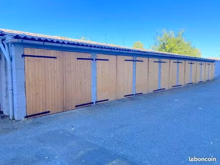 lot de 40 garages / box - 9% renta