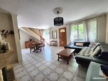 maison 6 pièces 127 m²