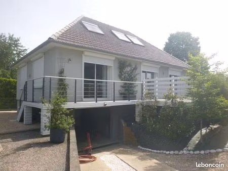 pavillon 6 pièces 110 m²