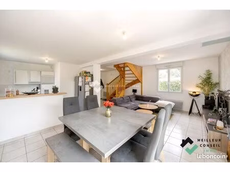 maison 4 pièces 80 m²