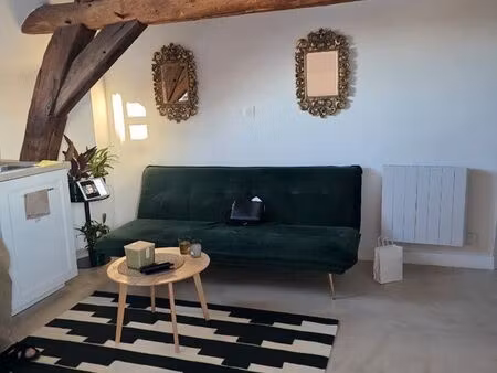 studio 1 pièce 27 m²