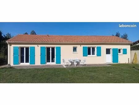 maison 85 m² + studio attenant 25 m² entièrement rénovée sur 5 600 m² de parc avec accès à