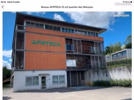 dans espace médical apoteca ( quartier dès tilleroyes proche clinique st vincent) local di