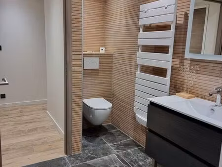 grand appartement rénové de 4 chambres au pied des pistes