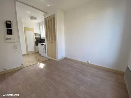 studio 15 m²