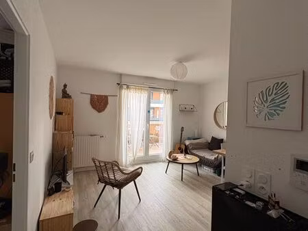 2pieces 38m2 quartier gare