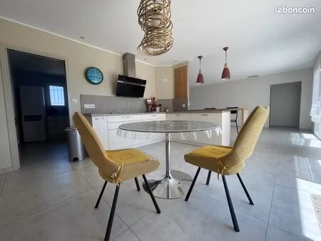 maison 5 pièces 145 m²