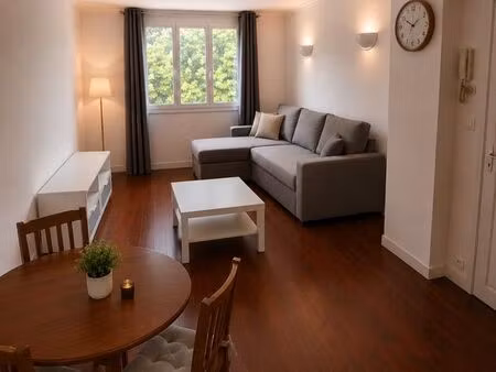 appartement meublé t3 50.13m2 cachan  1230e/mois cc  proche écoles ens / estp