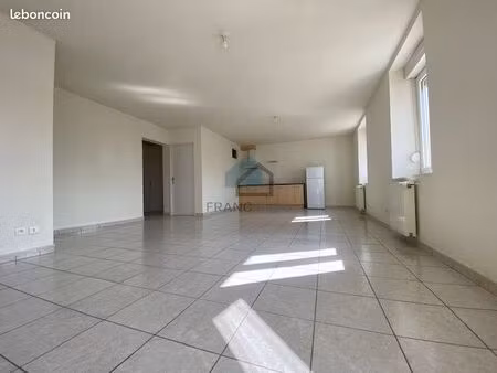 appartement 3 pièces 69 m²