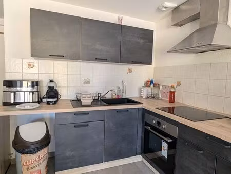 location duplex f4
