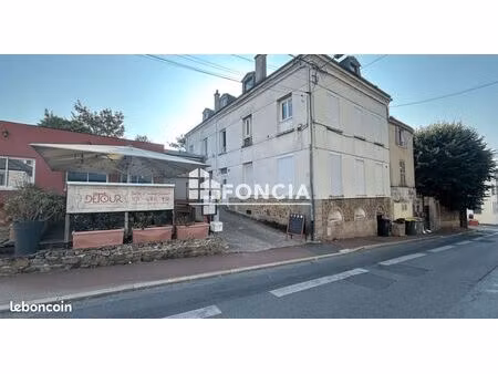 melun centre-ville – grand studio de 37 44 m²  tout à pied