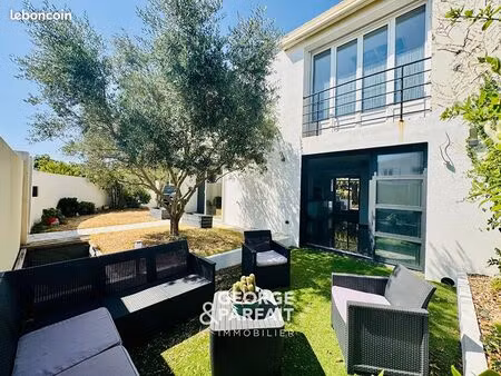 maison 6 pièces 132 m²