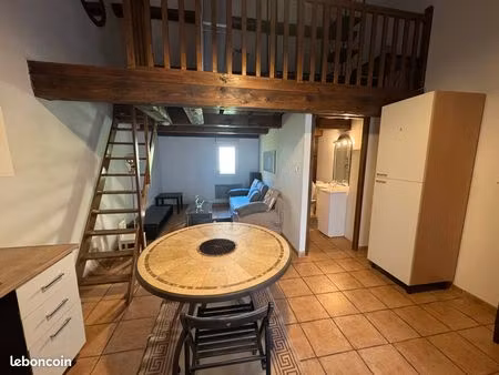 location studio meuble bedarrides
