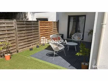 houilles 15 minutes gare et tram t2-2 pièces parfait état- terrasse 40m²