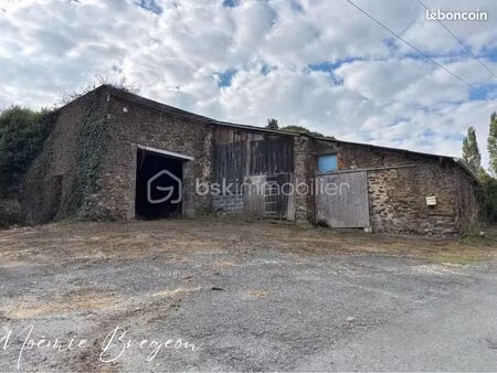 immeuble 3 pièces 180 m²