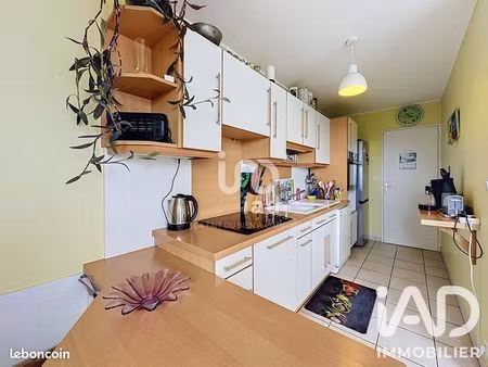 appartement 3 pièces 69 m²