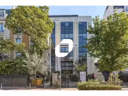 bureaux 416 m²