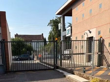 a vendre box/garage montauban 82000