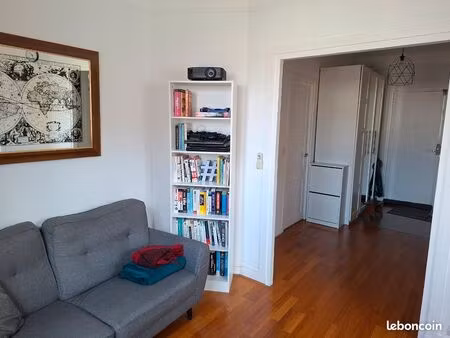2 pièces lumineux 40 m² – porchefontaine  rue commerçante  proche gare et forêt – versaill