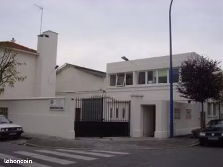local traiteur 60 m²