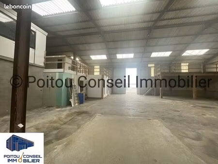 local d'activité 800 m²