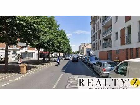 local commercial 95 m²