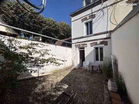maison de ville 4 pièces 68 m²