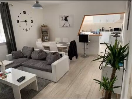 2 chambres grand salon