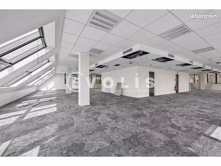 bureaux 200 m²