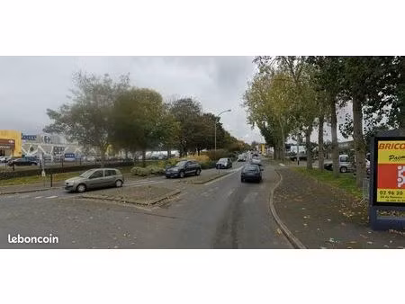 local 500 m² paimpol