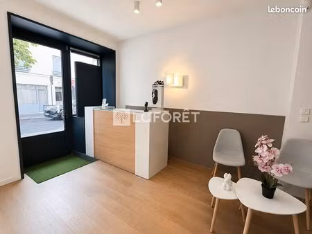 local commercial 57 m² vincennes