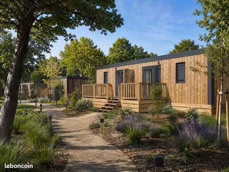 t2 meublé neuf – terrasse  jardin  stationnement privatifs – disponible prochainement – 20