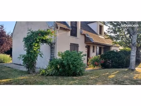 maison familiale avec beaux volumes 4 chambres 125m2