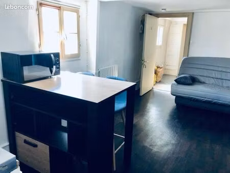 à louer - studio meublé en centre ville