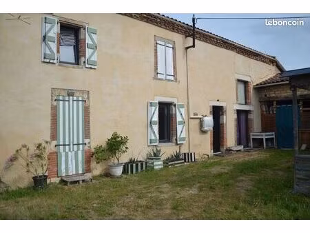 maison corp de ferme avec terrain