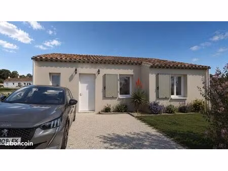 ? maison neuve de plain-pied 3 chambres – mondragon (84430) – jardin 300 m² – re2020