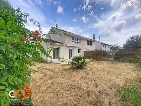 maison 5 pièces 89 m²
