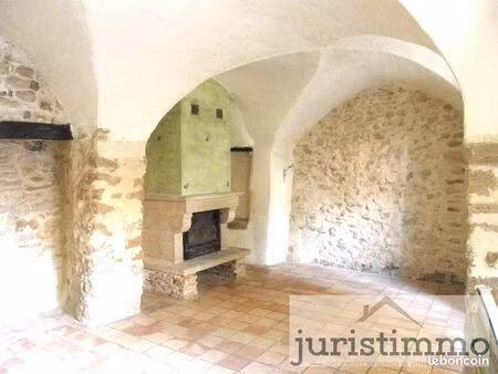 maison de village 4 pièces 82 m²
