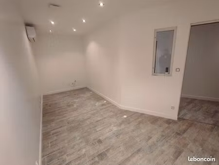 bureau professionel 12m²