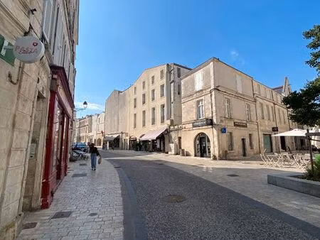 local commercial 27 m² la rochelle