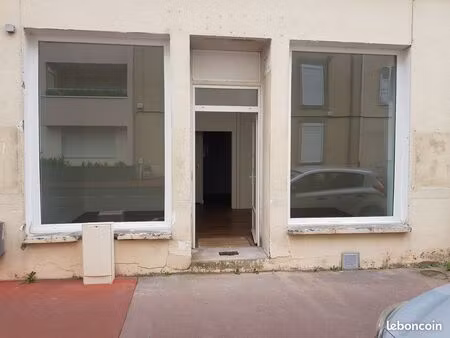 local professionnel rénové - 38 m² à louer secteur carnot