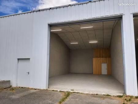 local 200m2 rabastens