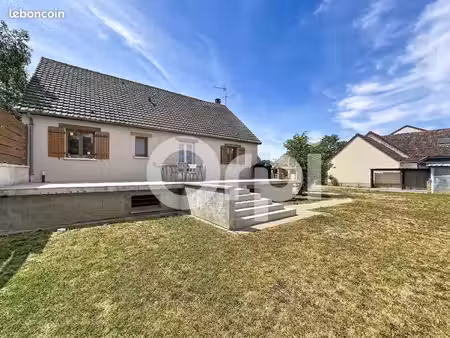 maison 3 pièces 84 m²