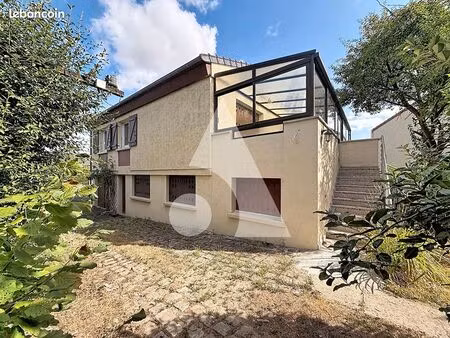 maison 6 pièces 103 m²