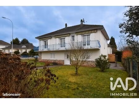 mas 7 pièces 152 m²