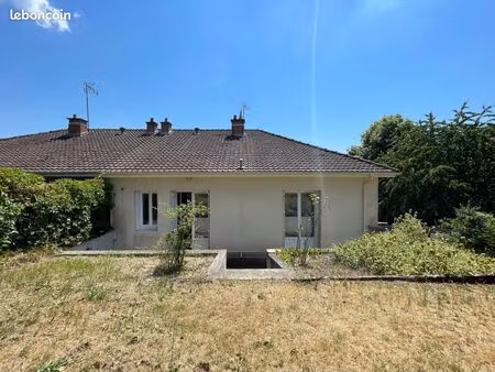 mas 4 pièces 107 m²