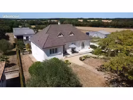 propriété 15 pièces 375 m²