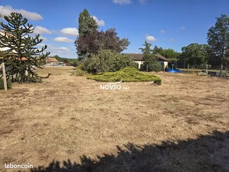 terrain 1350 m² saint-martin-la-pallu