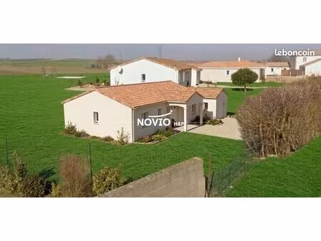 terrain 600 m² vendeuvre du poitou
