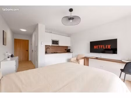 coup de cœur – studio neuf meublé de standing avec clim  terrasse  jardin et parking – alb